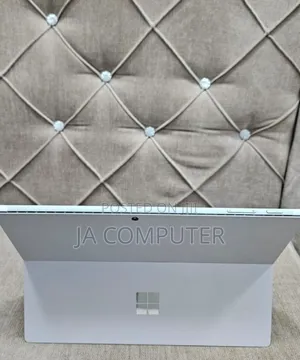 New Laptop Microsoft Surface Pro 7 16GB Intel Core I7 SSD 256GB