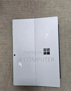 New Laptop Microsoft Surface Pro 7 8GB Intel Core I5 SSD 128GB