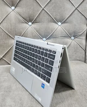 New Laptop HP EliteBook 830 G8 16GB Intel Core I7 SSD 512GB