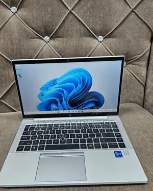 Photo - New Laptop HP EliteBook 830 G8 16GB Intel Core I7 SSD 512GB