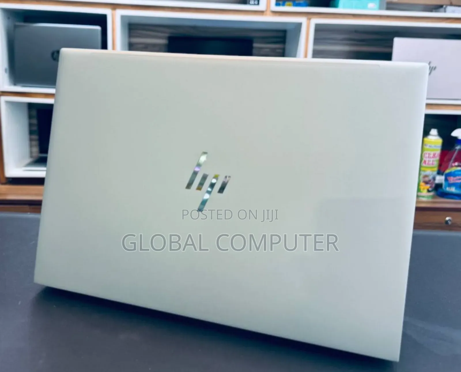 New Laptop HP EliteBook 860 G10 16GB AMD Ryzen 7 SSD 512GB
