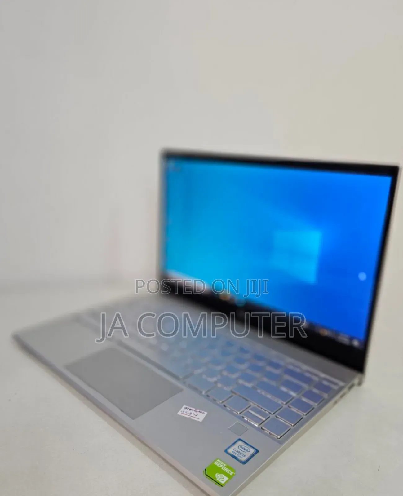 New Laptop HP Envy 13 8GB Intel Core I5 SSD 512GB