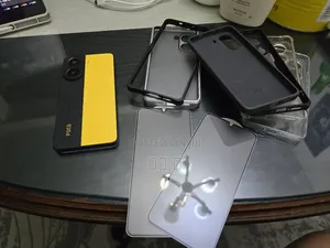 Photo - Xiaomi Poco X7 Pro 512 GB Yellow