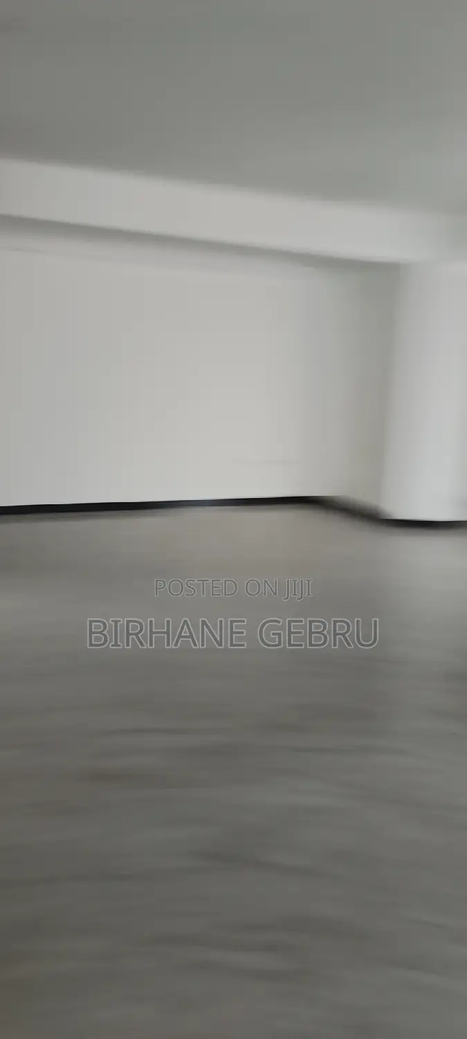 Complex Apartiment Rent for Business