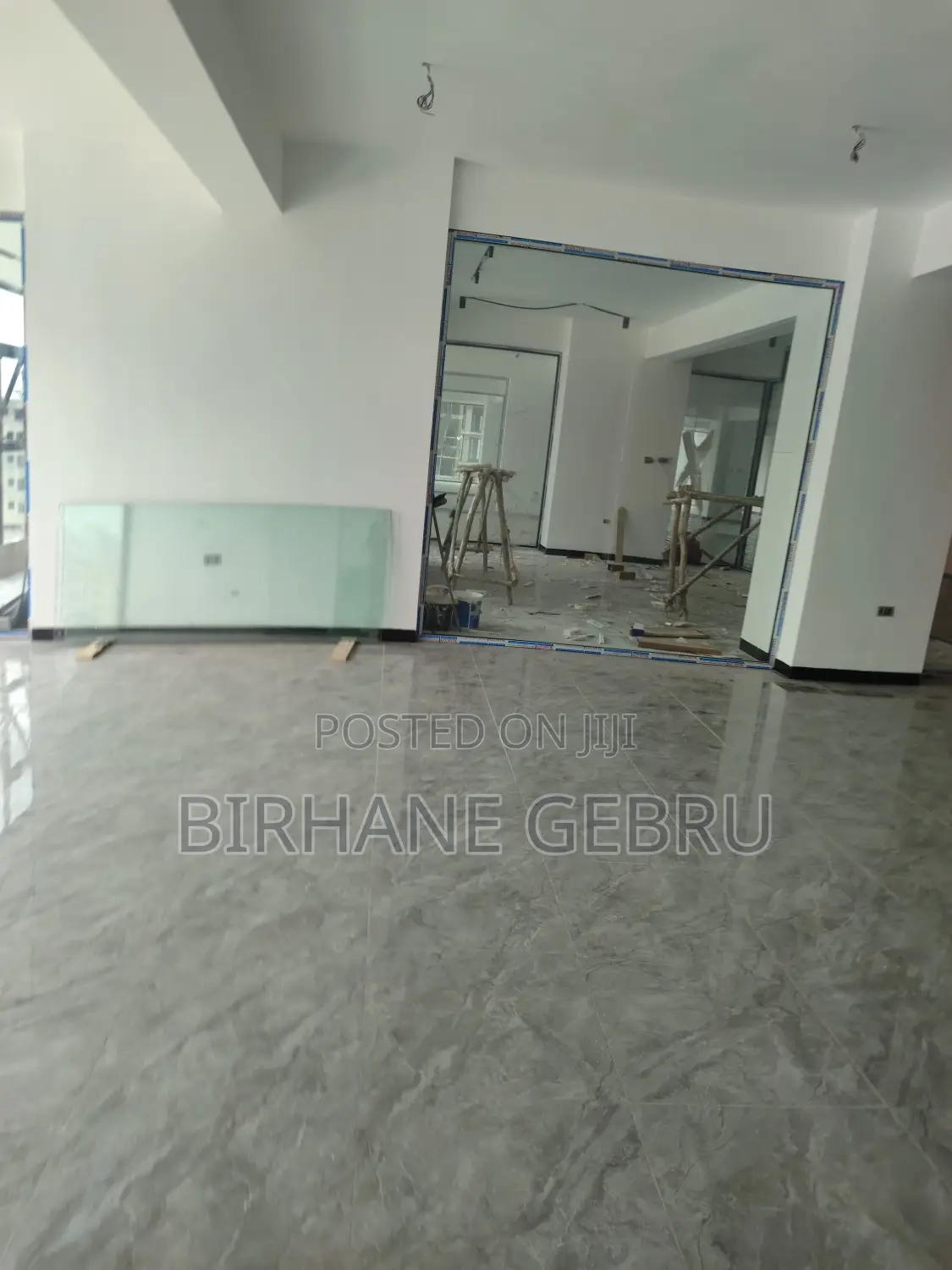 Complex Apartiment Rent for Business