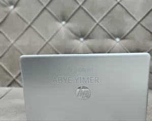 New Laptop HP Stream Notebook 8GB Intel Core I7 HDD 1T