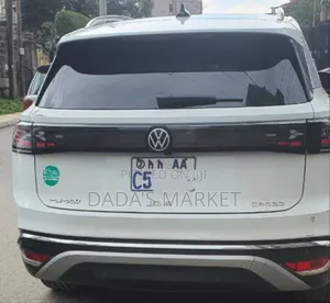 Volkswagen ID.6 2024 White