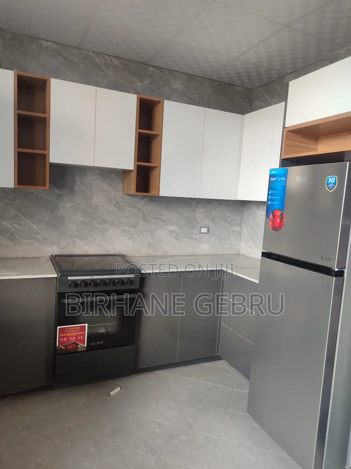 4 Bedroom Luxury Semi Fernished Apartiment for Rent