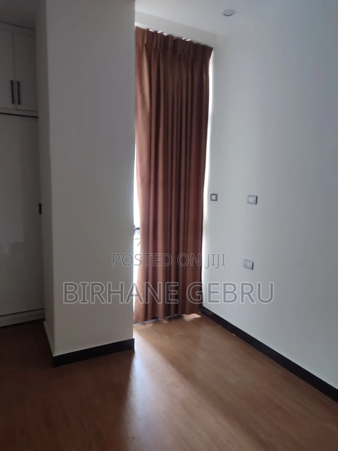4 Bedroom Luxury Semi Fernished Apartiment for Rent