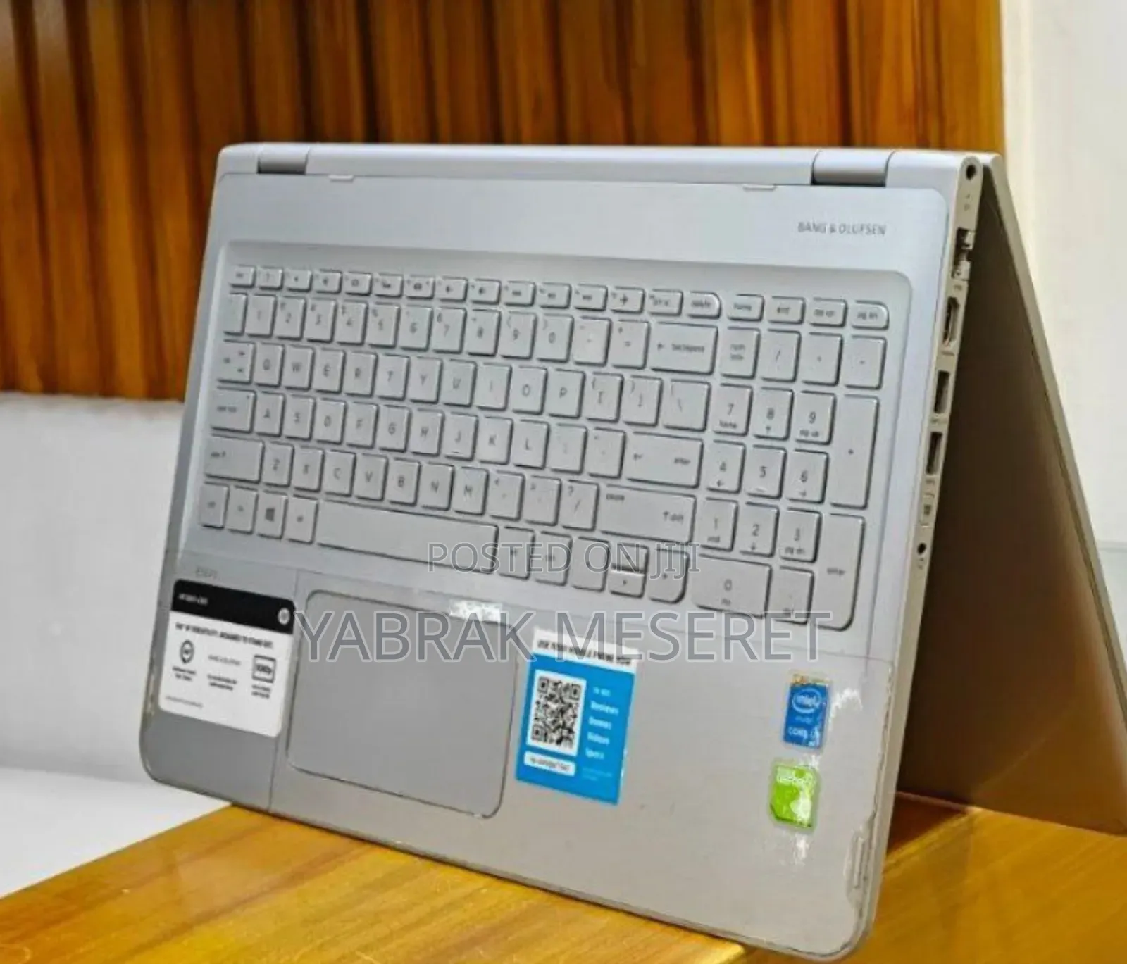 New Laptop HP Envy X360 8GB Intel Core I7 HDD 1T