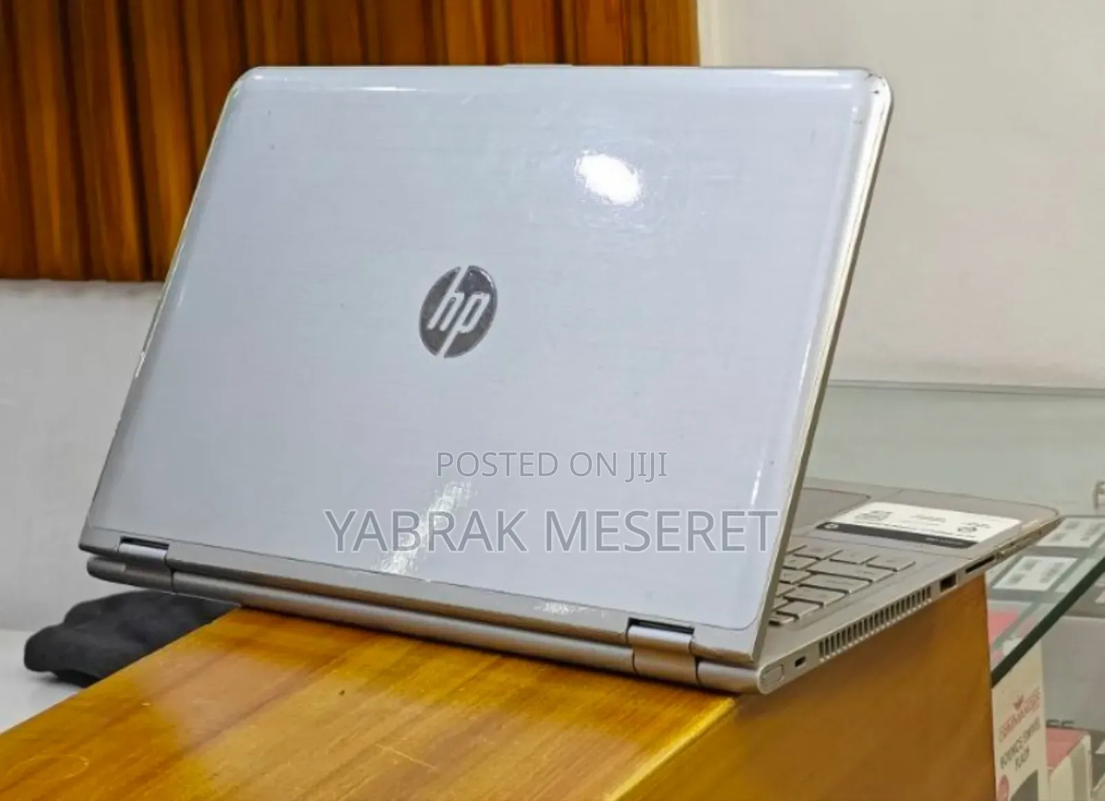 New Laptop HP Envy X360 8GB Intel Core I7 HDD 1T