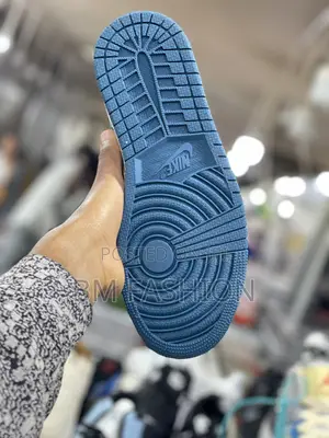 Jordan 1 Chicago Blue Brand New Mens Sneakers