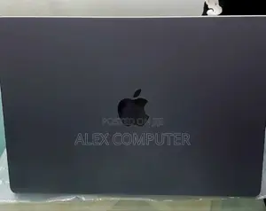 New Laptop Apple MacBook Pro M1 32GB Apple M1 Pro SSD 512GB