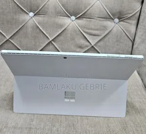 New Laptop Microsoft Surface Pro 7 16GB Intel Core I7 SSD 256GB