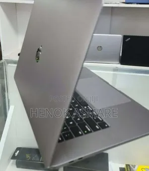 New Laptop Apple MacBook 32GB Intel Core I9 SSD 512GB