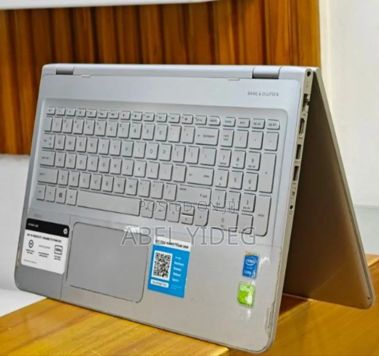 New Laptop HP Envy X360 8GB Intel Core I7 HDD 1T