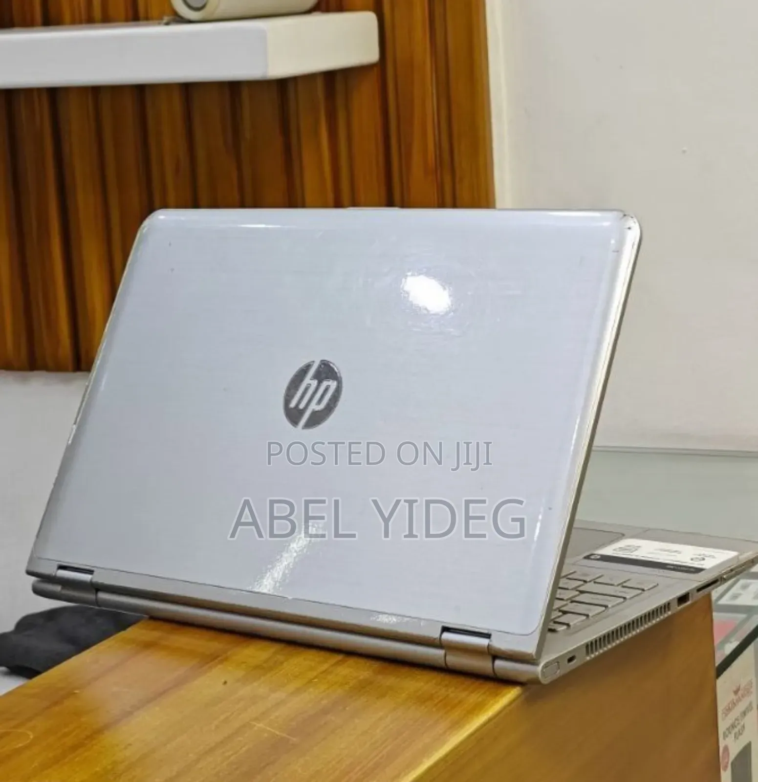 New Laptop HP Envy X360 8GB Intel Core I7 HDD 1T