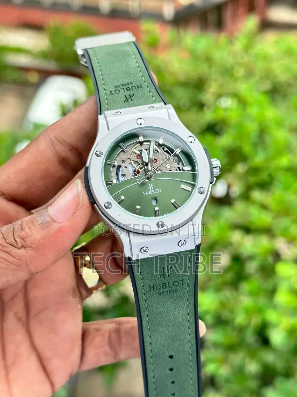 Hublot Geneve Authentic Men's Watch With Multiple Strap Colors