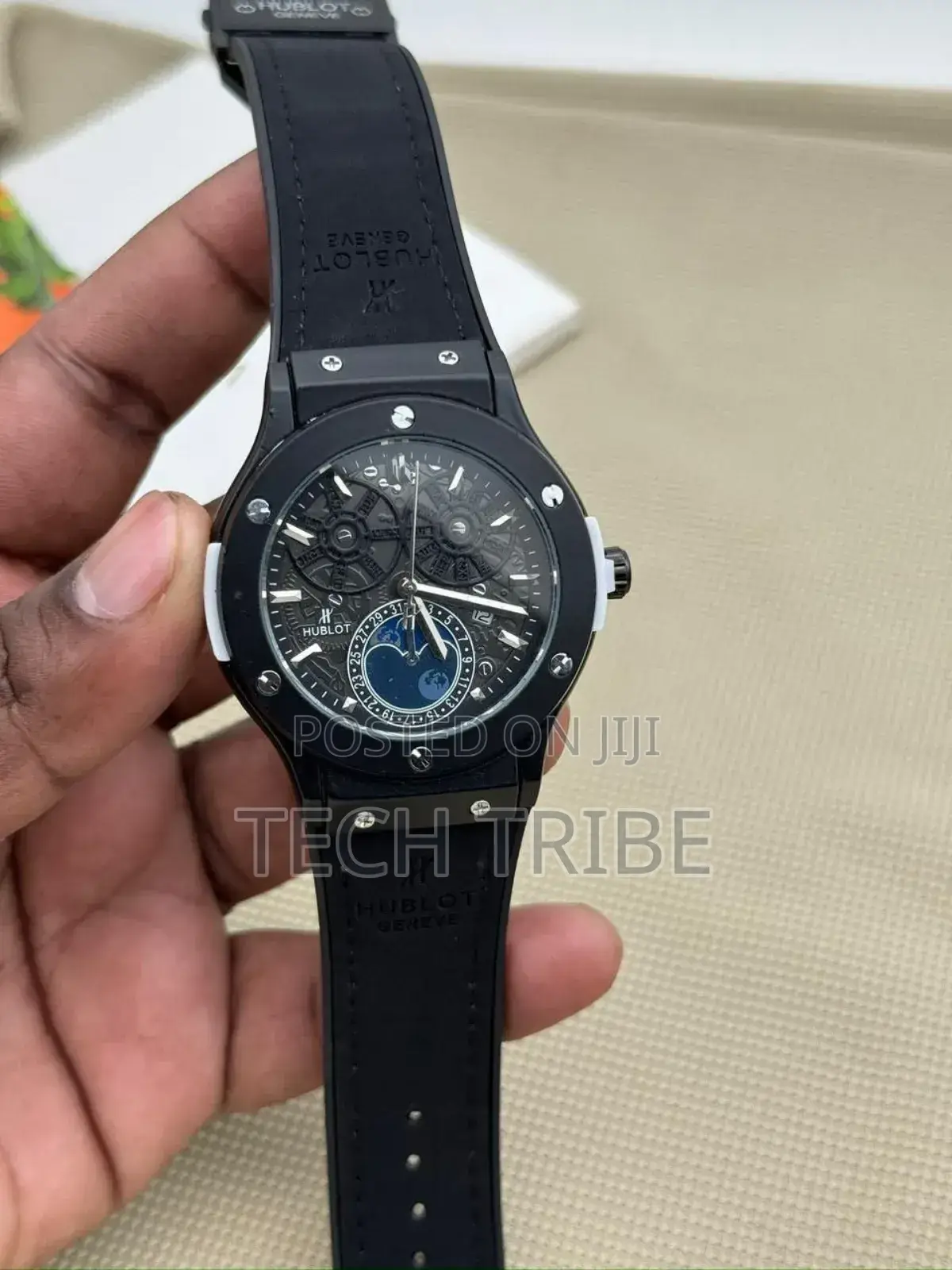 Hublot Geneve Authentic Men's Watch With Multiple Strap Colors