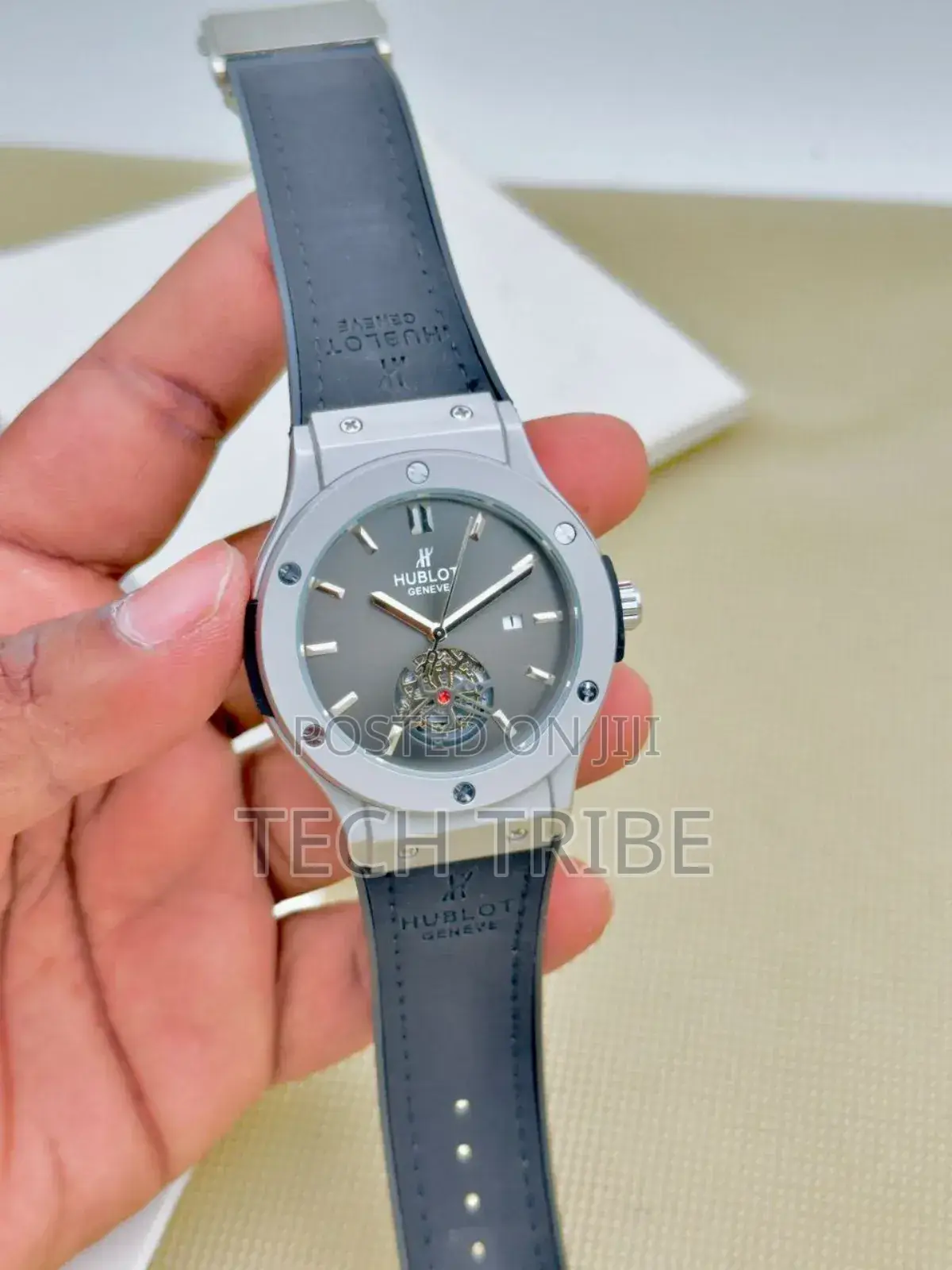 Hublot Geneve Authentic Men's Watch With Multiple Strap Colors