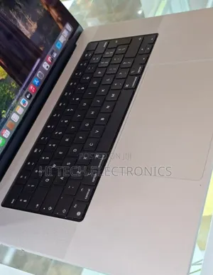 Photo - New Laptop Apple MacBook Pro M1 16GB Apple M1 Pro SSD 1T