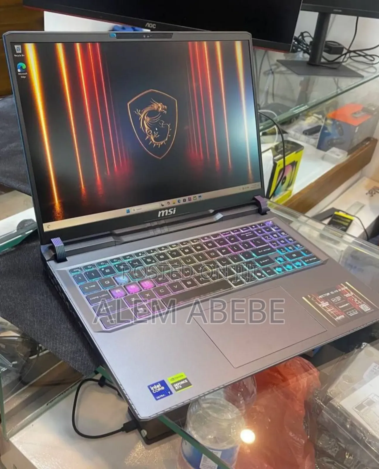 New Laptop MSI Vector 16 HX AI A2XWIG 16GB Intel Core Ultra 7 SSD 1T