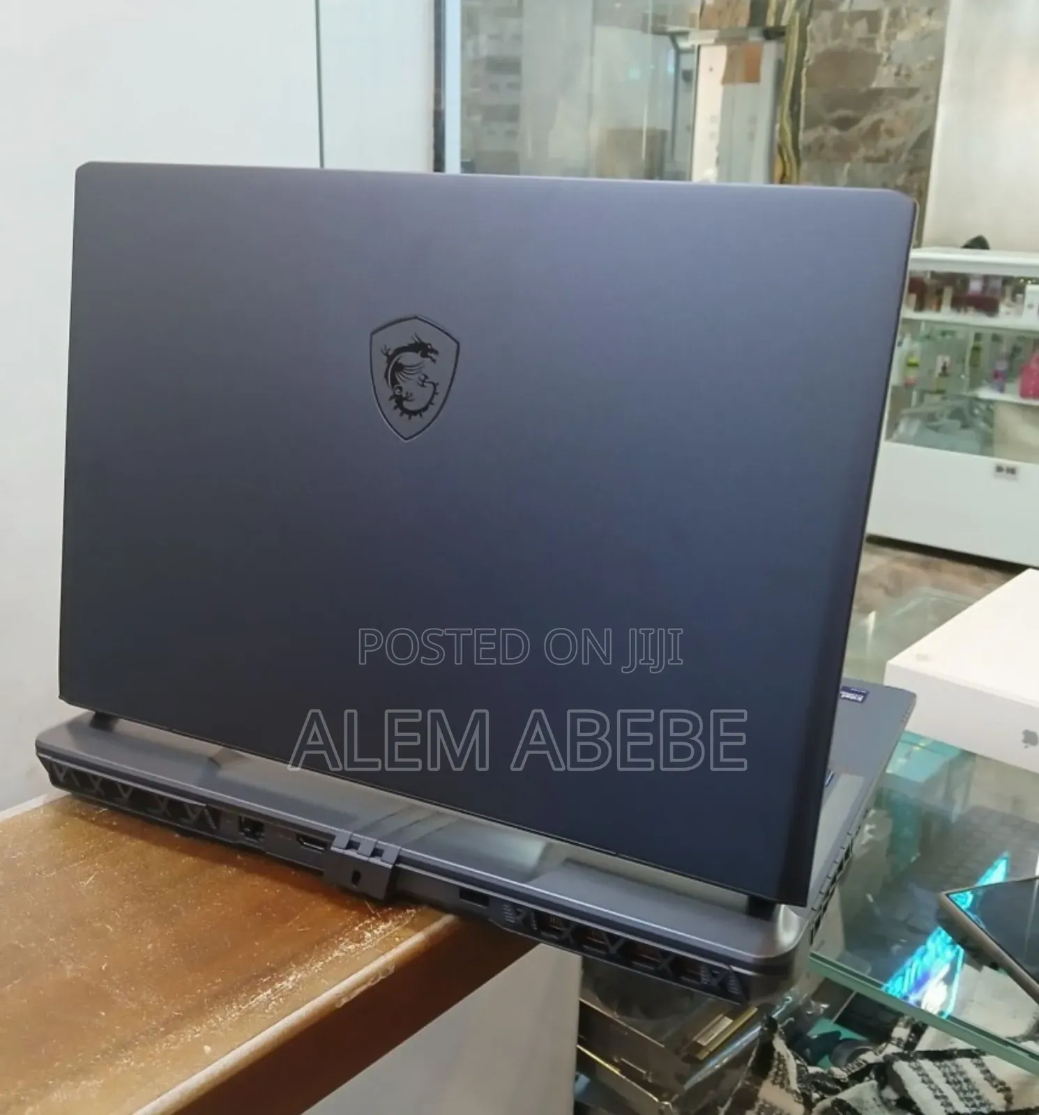 New Laptop MSI Vector 16 HX AI A2XWIG 16GB Intel Core Ultra 7 SSD 1T