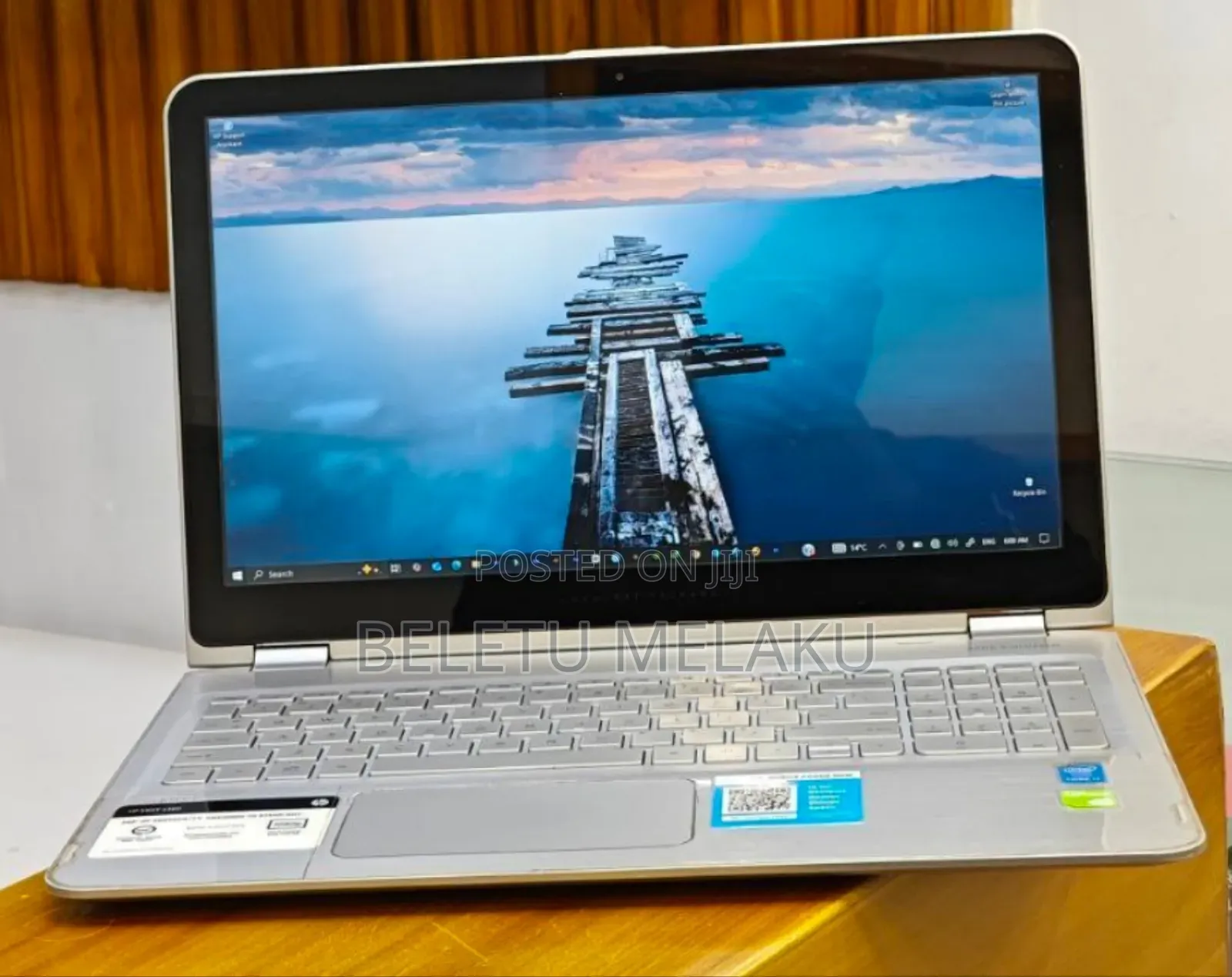 New Laptop HP Envy X360 8GB Intel Core I7 SSD 1T