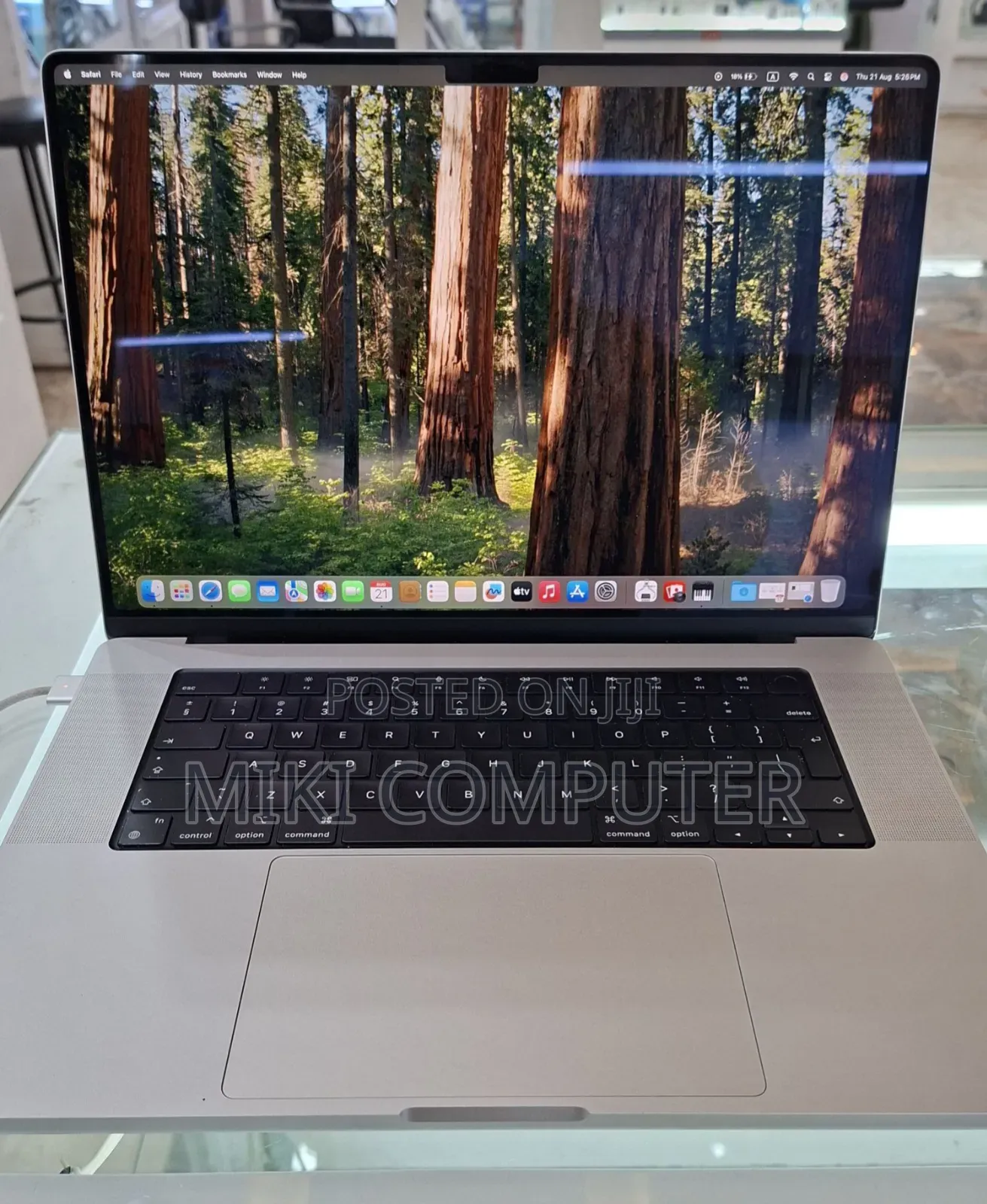 New Laptop Apple MacBook Pro M1 16GB Intel SSD 1T