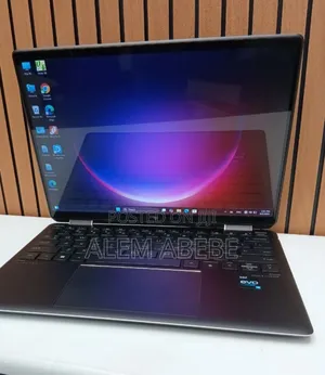 New Laptop HP Spectre 16GB Intel Core I7 SSD 1T