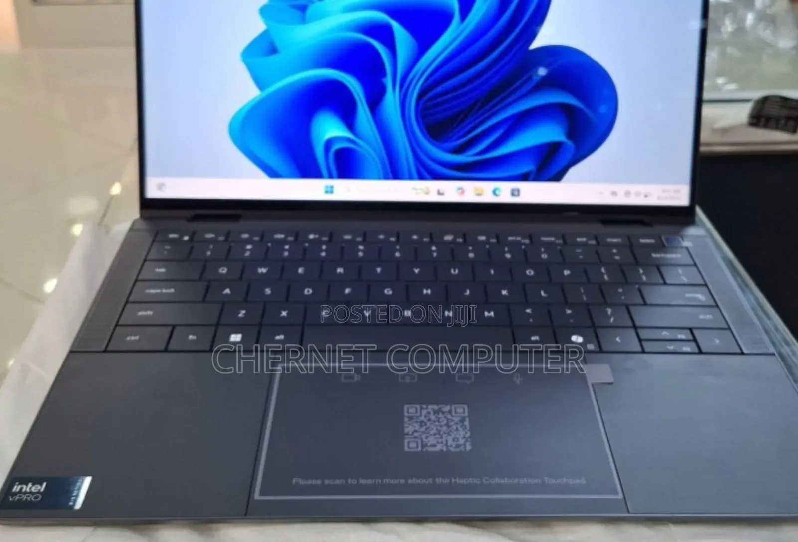 New Laptop Dell 32GB Intel Core Ultra 7 SSD 1T