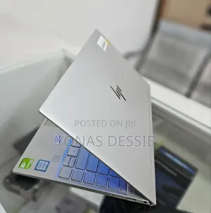 New Laptop HP Envy 13 8GB Intel Core i5 SSD 512GB