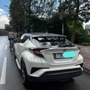 Toyota C-HR 2020 White