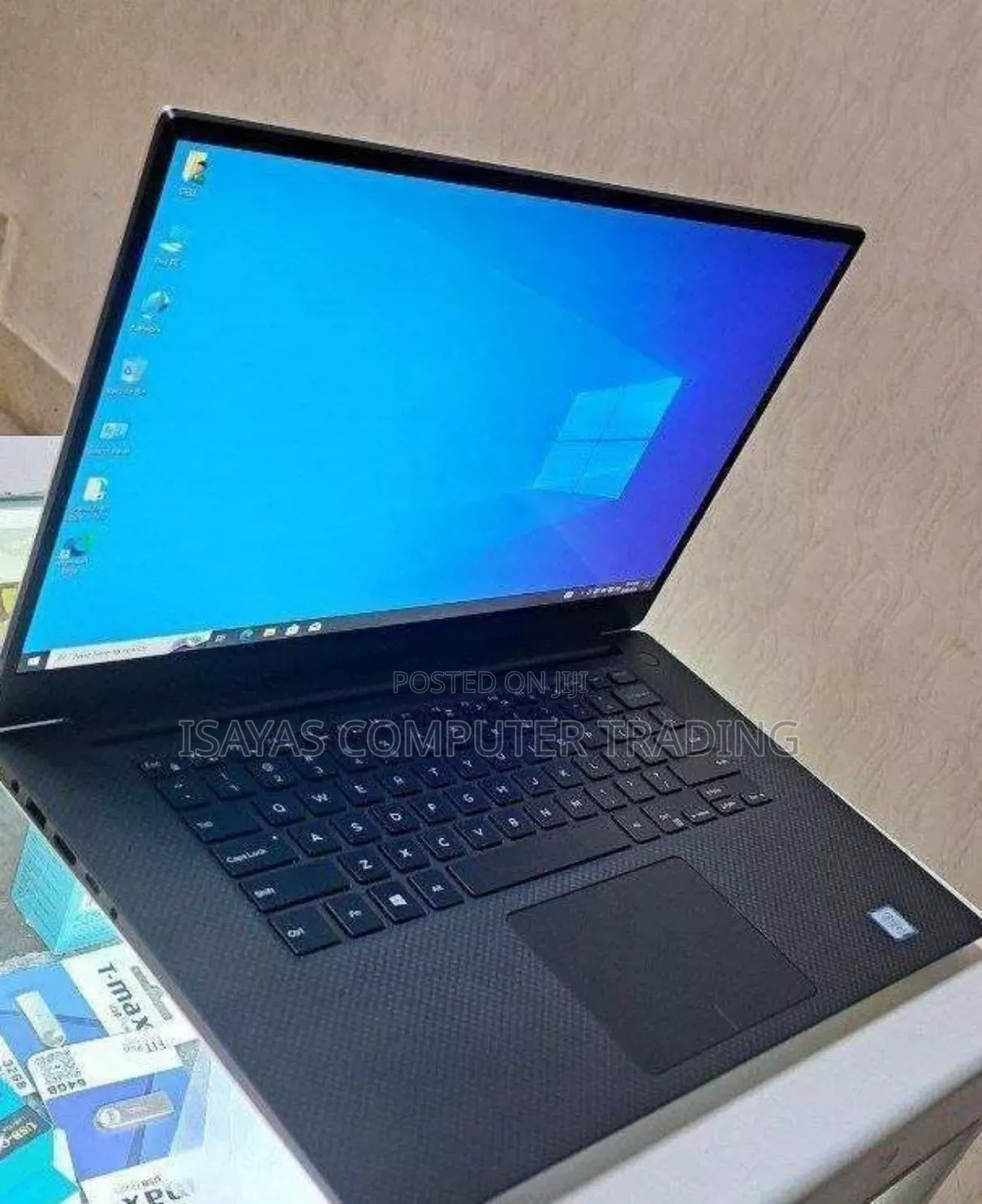 New Laptop Dell Precision 15 3520 16GB Intel Core I7 SSD 512GB