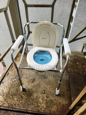 Photo - Toilet Chair簾條commode Chair麗水commode Chair見過poty Chair腕力commode Chair