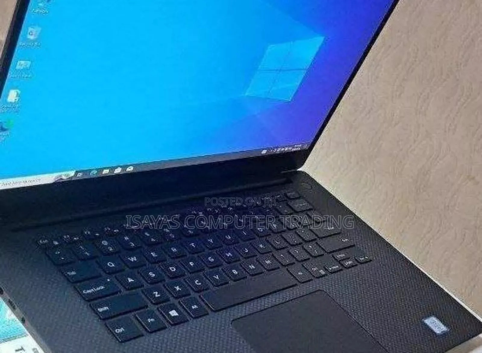 New Laptop Dell Precision 15 3520 16GB Intel Core I7 SSD 512GB