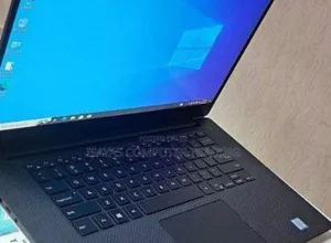 New Laptop Dell Precision 15 3520 16GB Intel Core I7 SSD 512GB