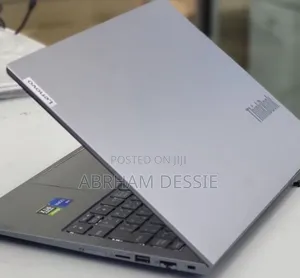 New Laptop Lenovo 16GB Intel Core I5 SSD 512GB