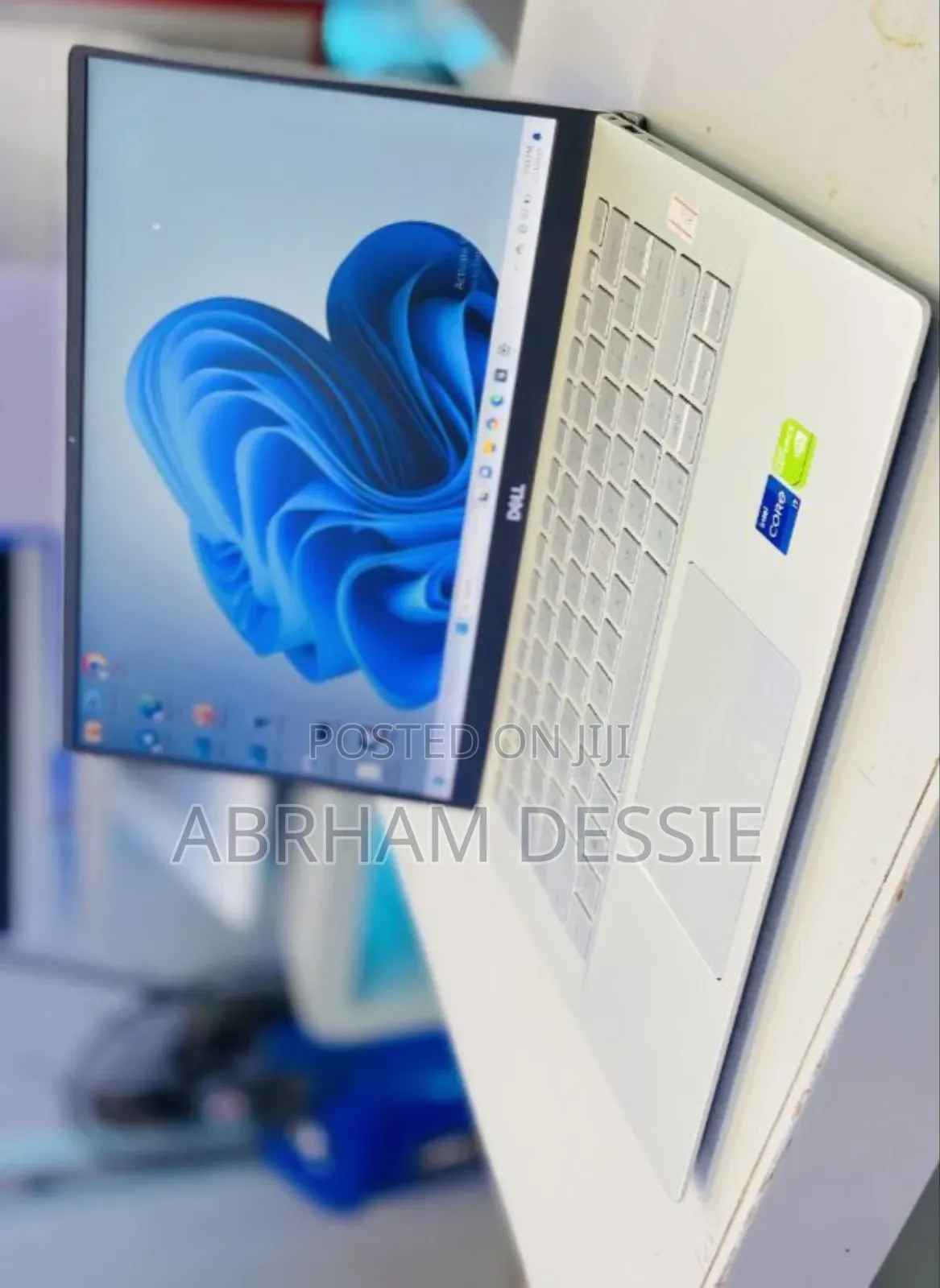 New Laptop Dell 16GB Intel Core I7 SSD 512GB