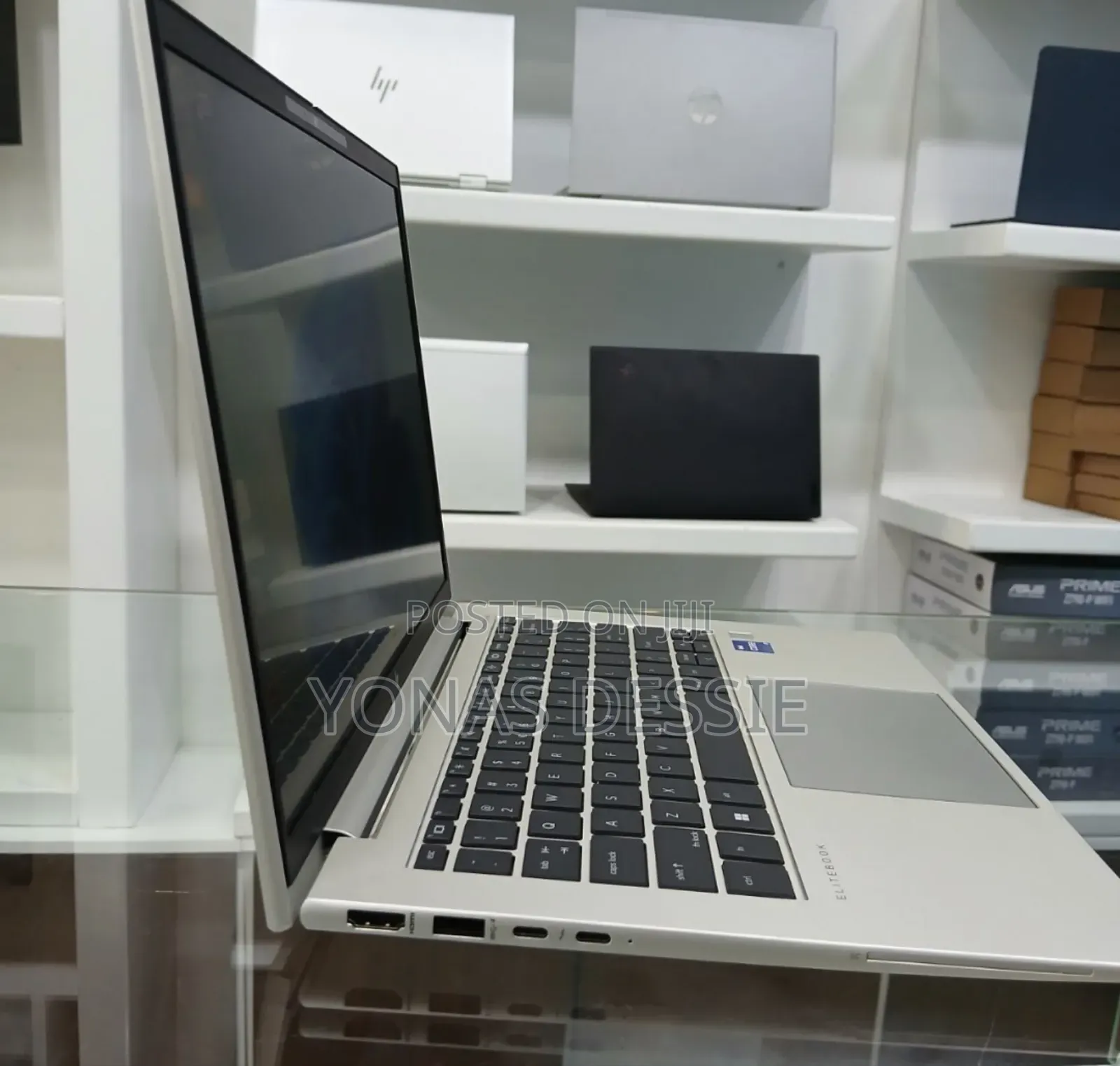 New Laptop HP EliteBook 840 G8 16GB Intel Core I7 SSD 512GB