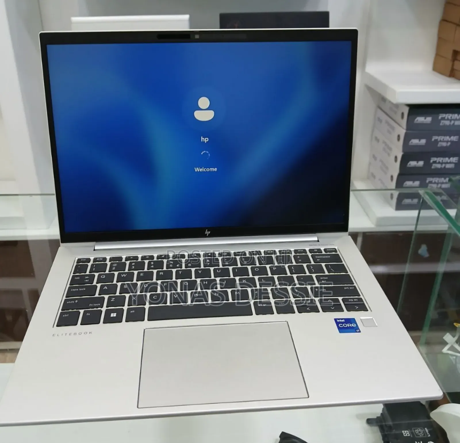 New Laptop HP EliteBook 840 G8 16GB Intel Core I7 SSD 512GB