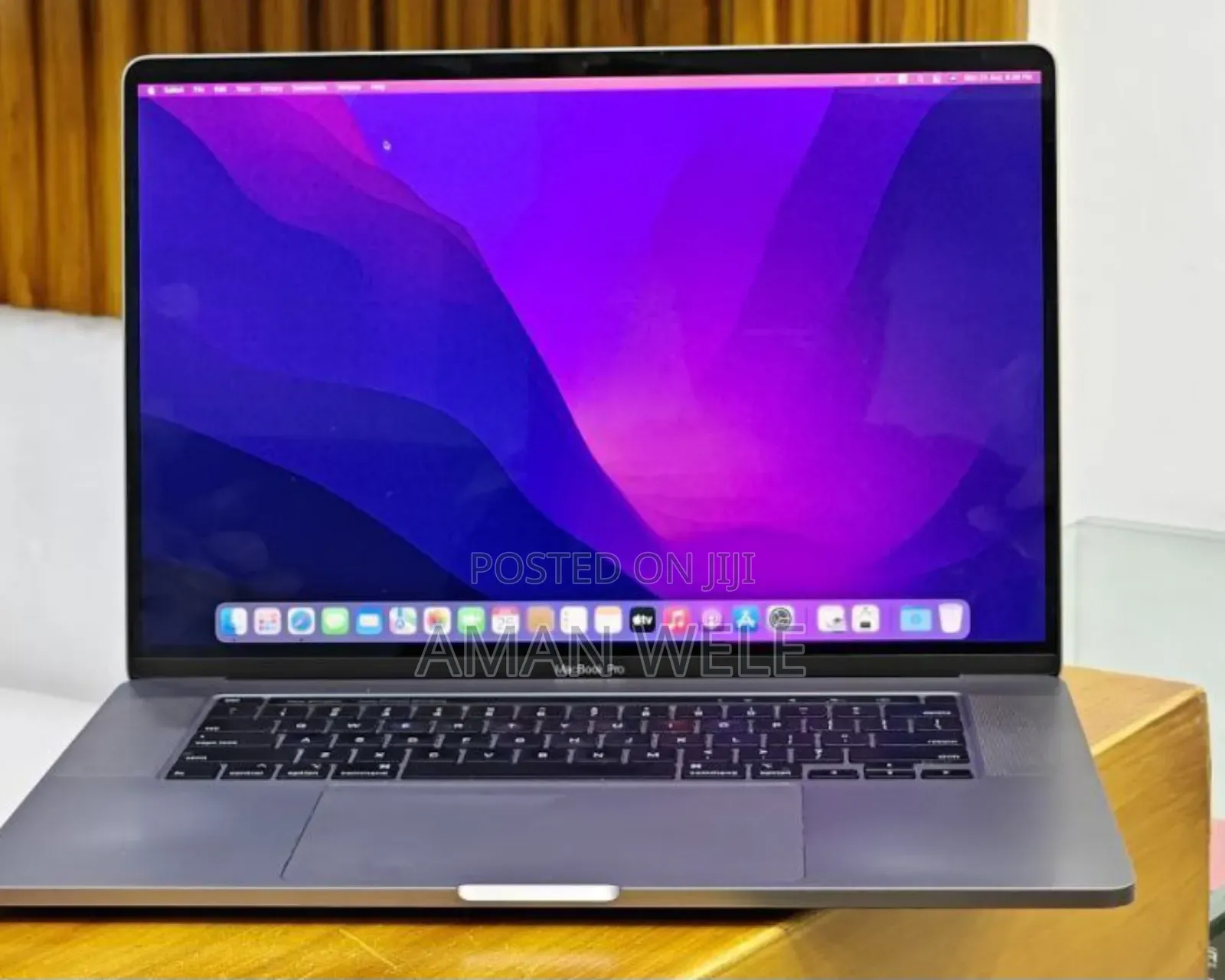 New Laptop Apple MacBook Pro 2019 32GB Intel Core I9 SSD 512GB