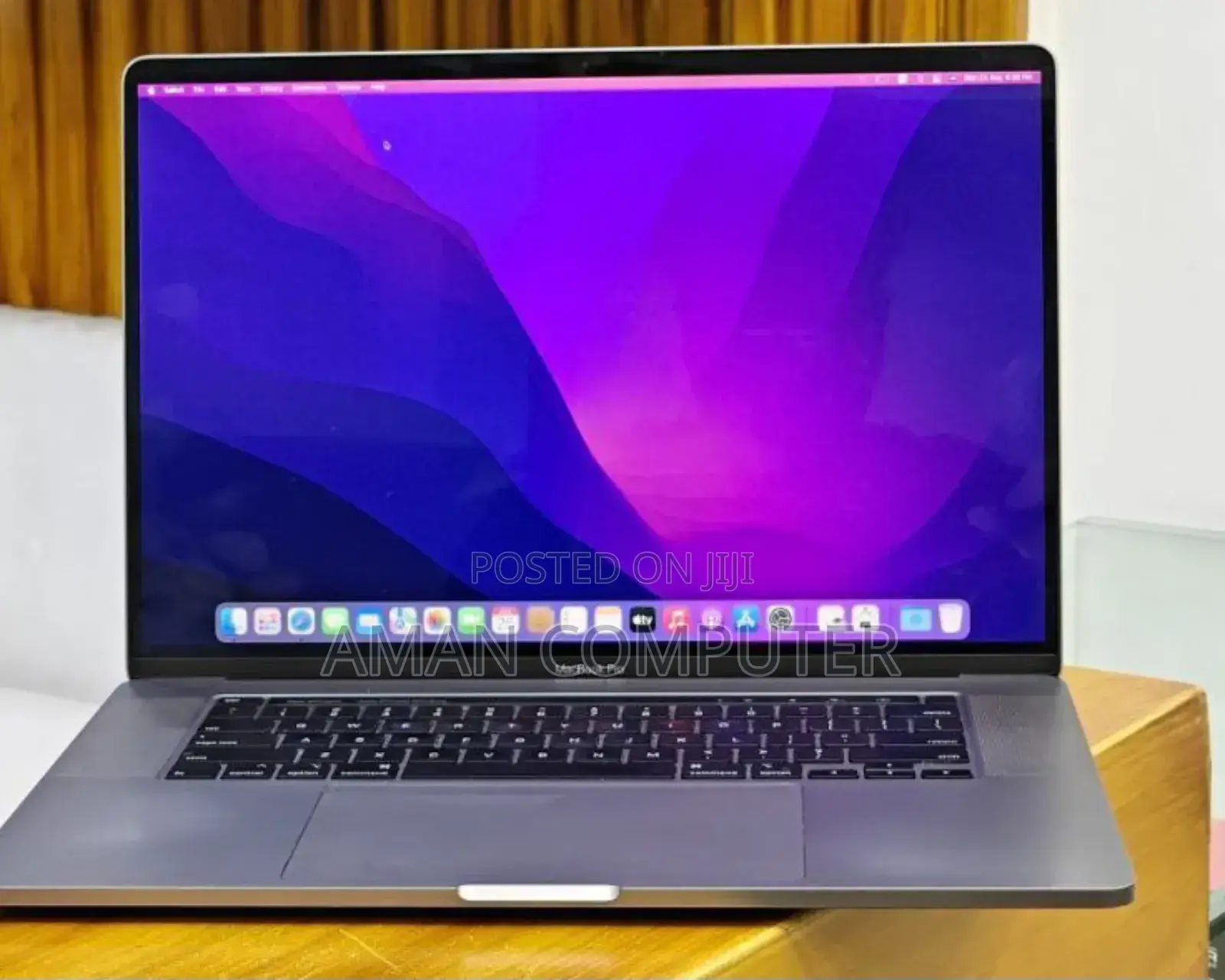 New Laptop Apple MacBook Pro 2019 32GB Intel Core I9 SSD 512GB