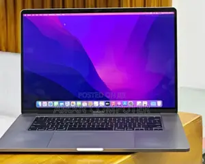 New Laptop Apple MacBook Pro 2019 32GB Intel Core I9 SSD 512GB