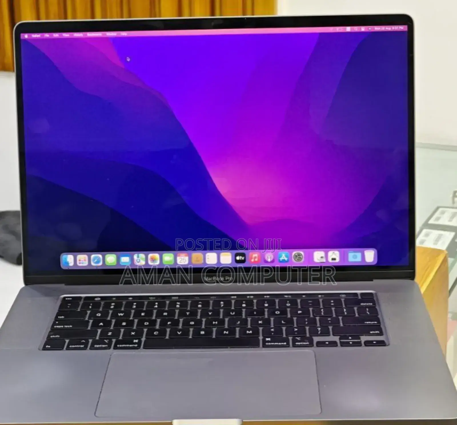New Laptop Apple MacBook Pro 2019 32GB Intel Core I9 SSD 512GB