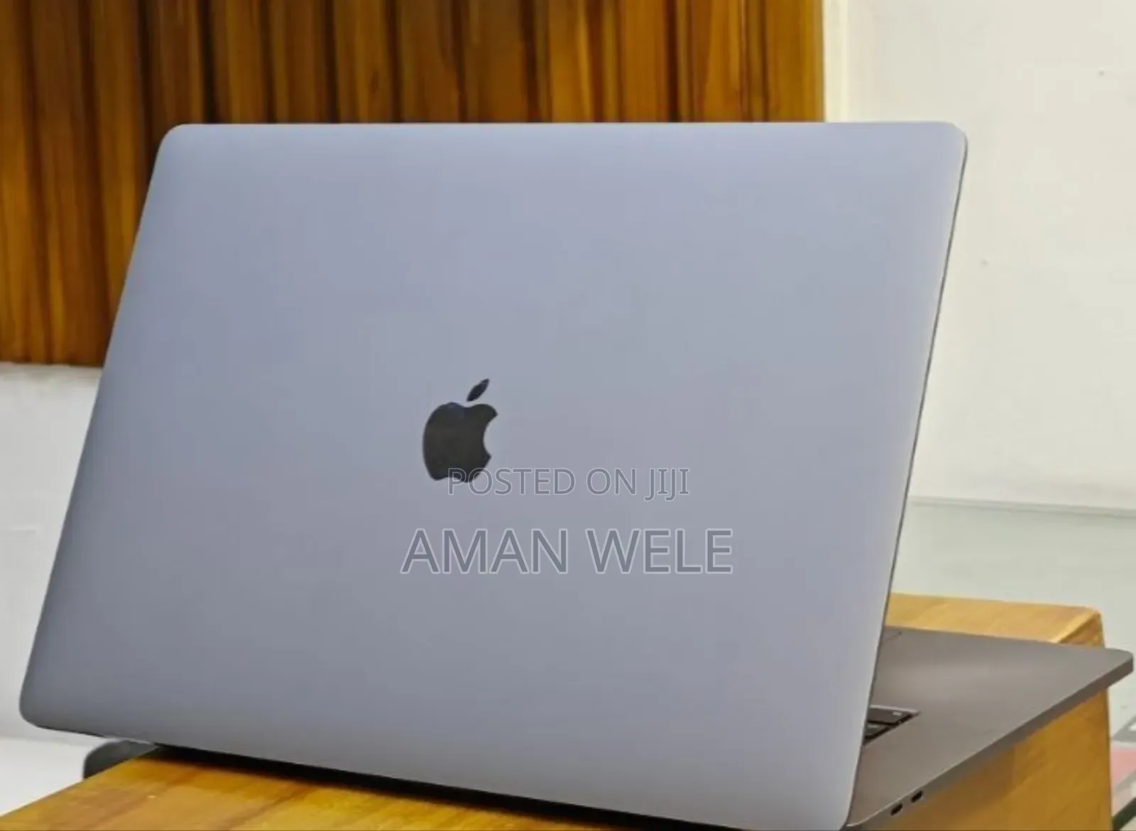 New Laptop Apple MacBook Pro 2019 32GB Intel Core I9 SSD 512GB