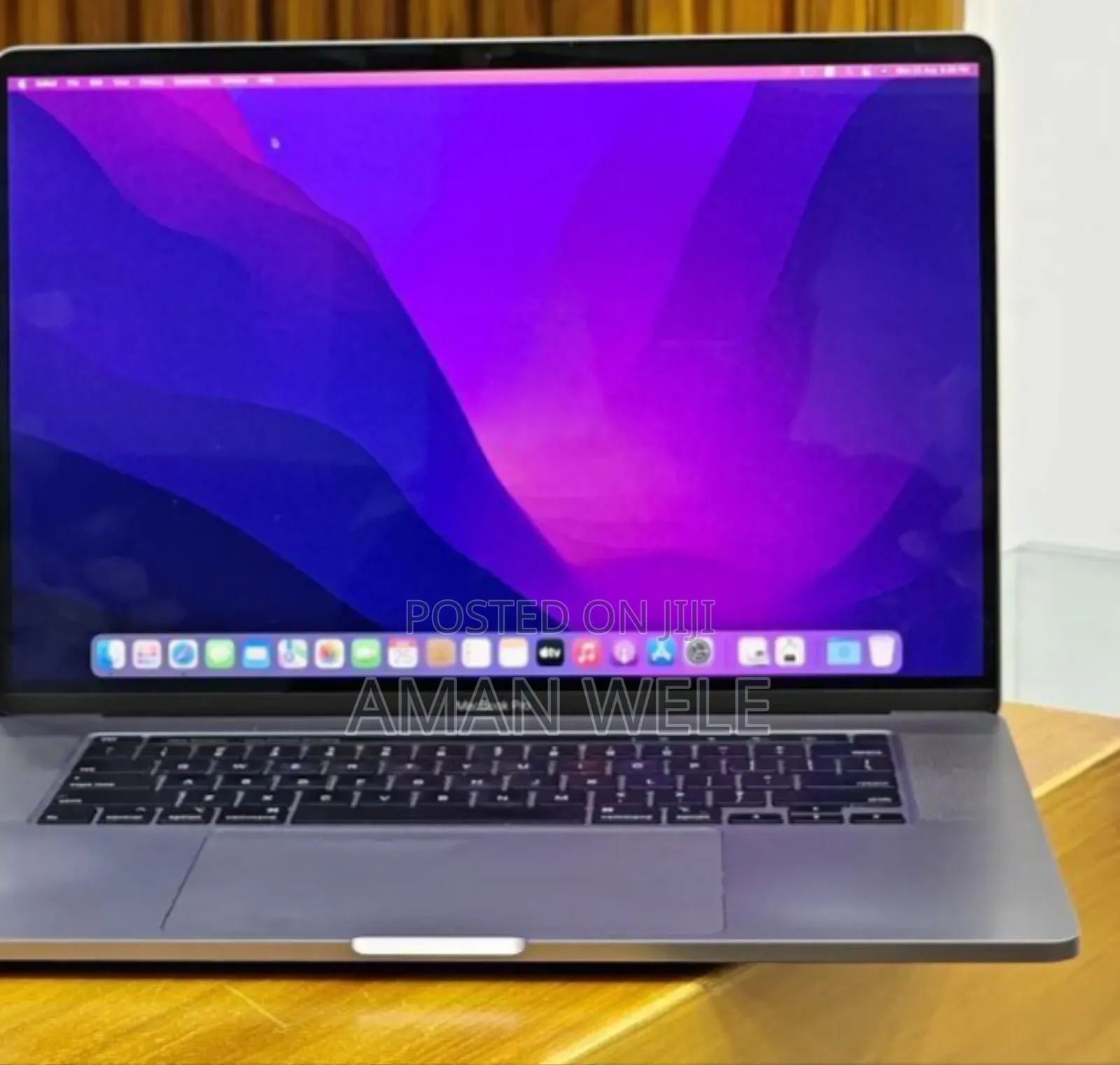 New Laptop Apple MacBook Pro 2019 32GB Intel Core I9 SSD 512GB