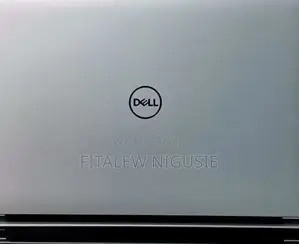 New Laptop Dell Precision 15 3520 16GB Intel Core I7 SSD 512GB