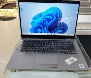 Photo - New Laptop Dell Latitude 5310 16GB Intel Core I5 SSD 512GB