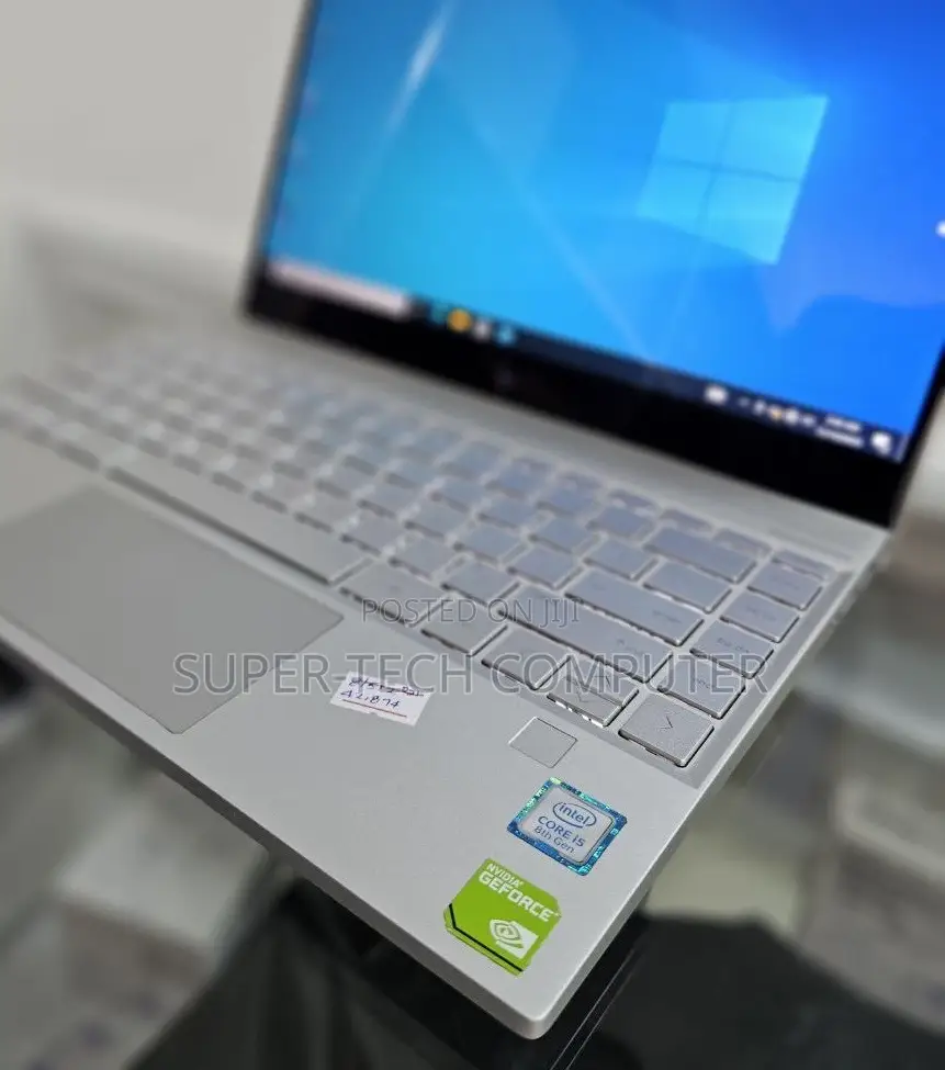 New Laptop HP Envy 14 8GB Intel Core I5 SSD 512GB